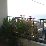 Milia Daire Áyios Nikítas
